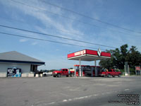Station-service Sonerco à L'Ascension-de-notre-Seigneur,QC
